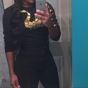 Black/Gold Cropped sweatshirt